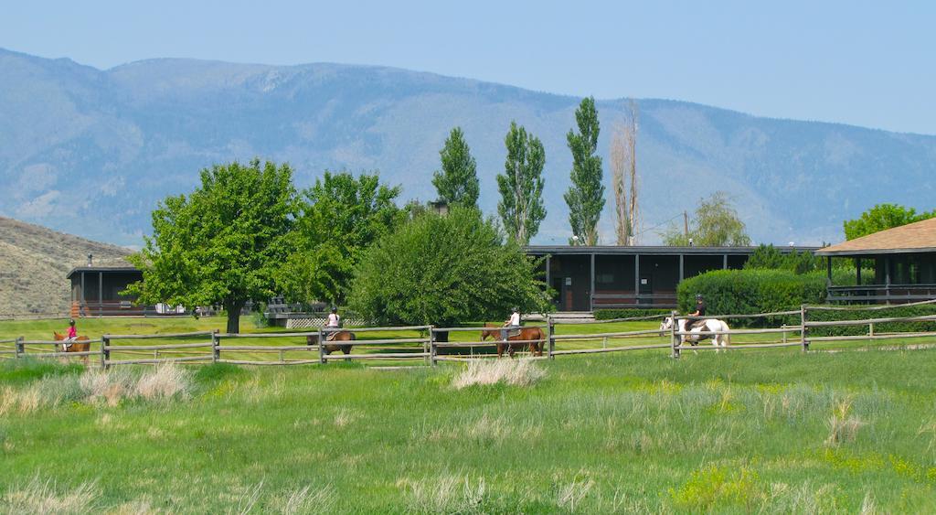 Sundance Guest Ranch Villa Ashcroft Luaran gambar